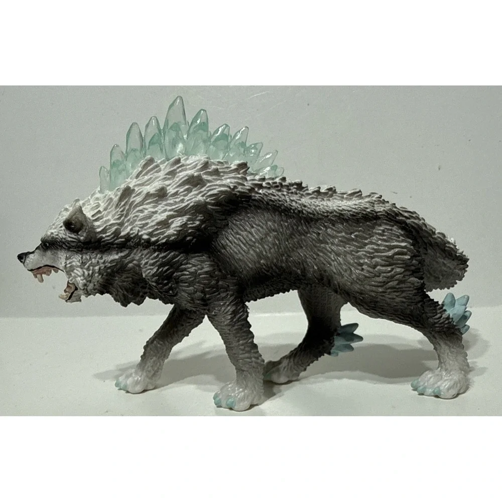 Schleich Eldrador Creatures ICE SNOW WOLF Toy Figure Mythical Fantasy D-73527